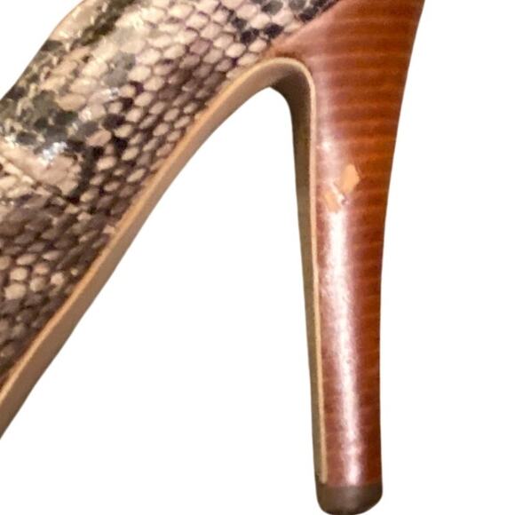Guess Snakeskin Platform Heels Womens 8.5 High Heel Pumps 5.25 Inch - Picture 5 of 9
